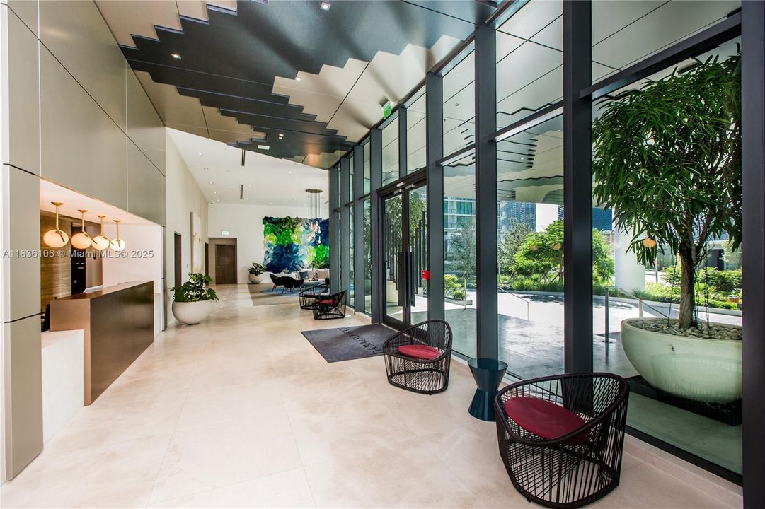 En Venta: $925,000 (2 camas, 3 baños, 1151 Pies cuadrados)