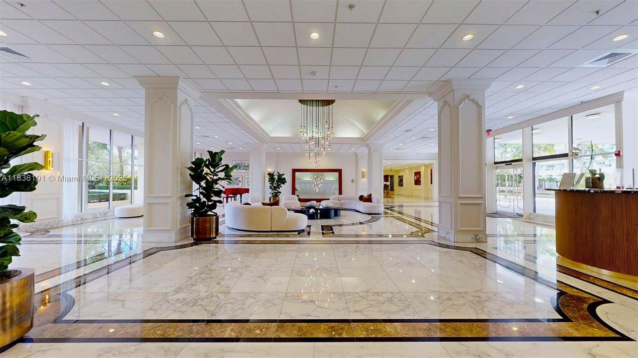 For Sale: $448,000 (1 beds, 1 baths, 930 Square Feet)