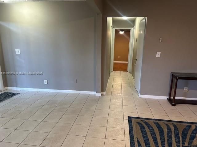 Recientemente alquilado: $1,800 (2 camas, 1 baños, 841 Pies cuadrados)