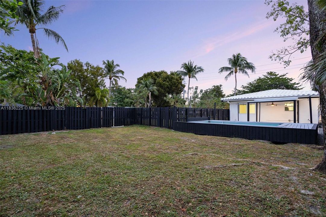 Недавно арендовано: $3,100 (2 спален, 2 ванн, 1196 Квадратных фут)