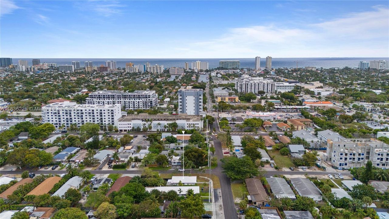 Недавно арендовано: $3,100 (2 спален, 2 ванн, 1196 Квадратных фут)