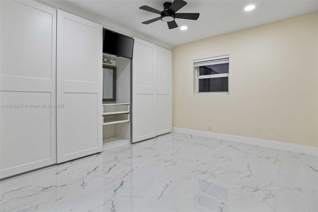 Недавно арендовано: $3,100 (2 спален, 2 ванн, 1196 Квадратных фут)