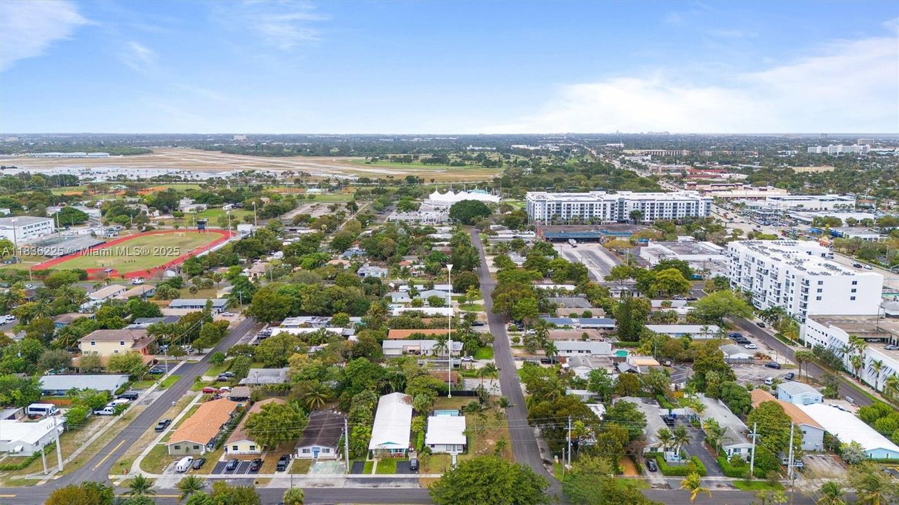 Недавно арендовано: $3,100 (2 спален, 2 ванн, 1196 Квадратных фут)