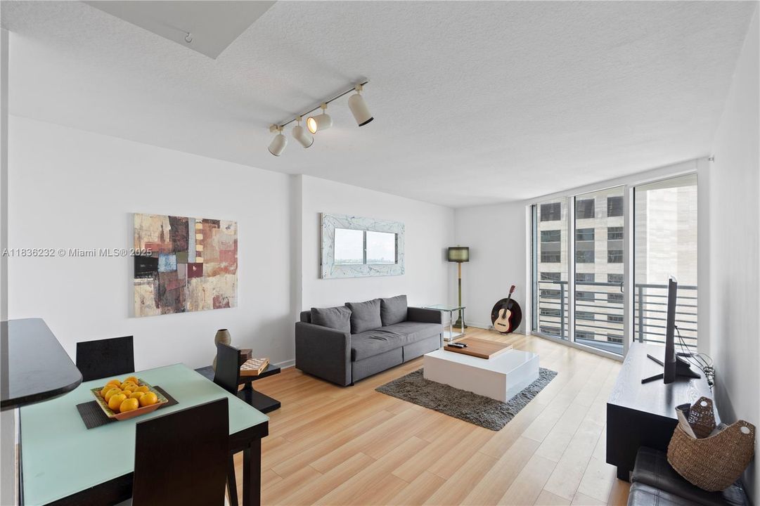 En Venta: $480,000 (1 camas, 1 baños, 846 Pies cuadrados)