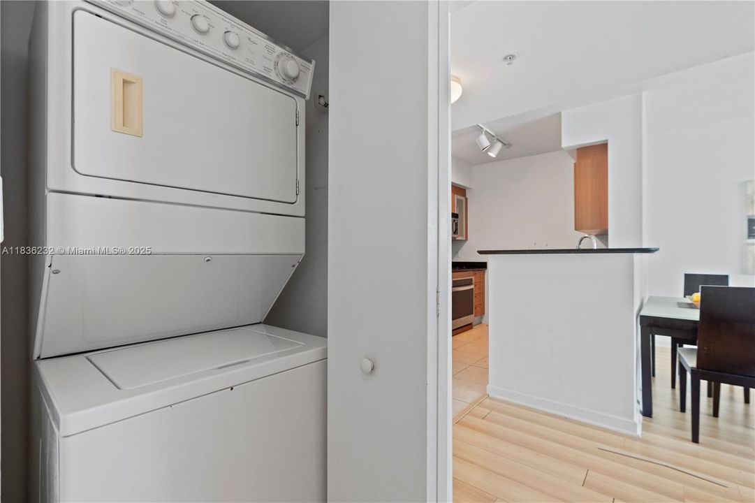 En Venta: $480,000 (1 camas, 1 baños, 846 Pies cuadrados)