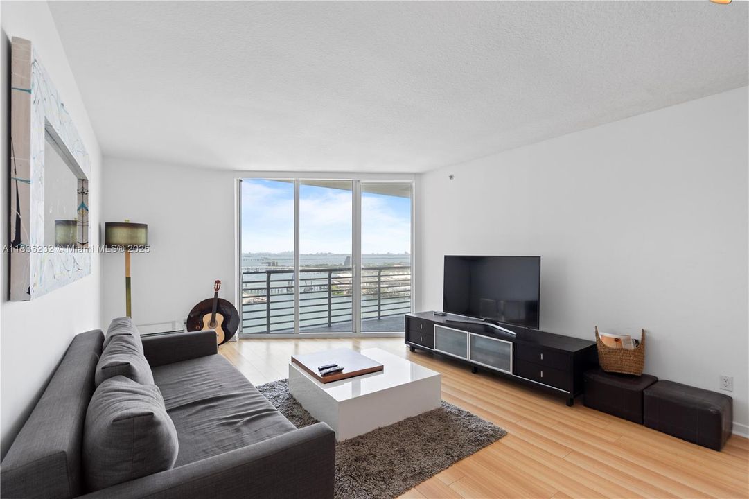 En Venta: $480,000 (1 camas, 1 baños, 846 Pies cuadrados)