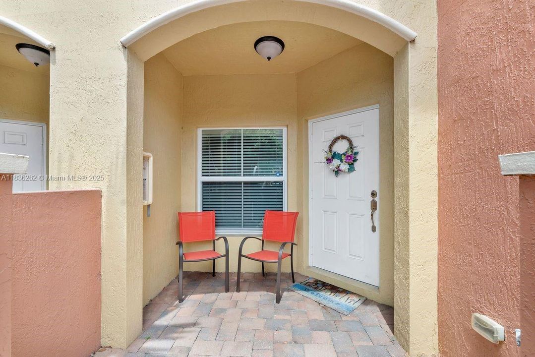 На продажу: $350,000 (3 спален, 2 ванн, 1536 Квадратных фут)