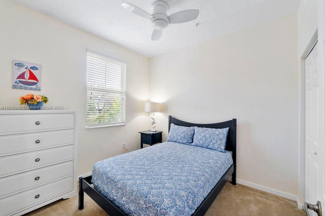 На продажу: $350,000 (3 спален, 2 ванн, 1536 Квадратных фут)