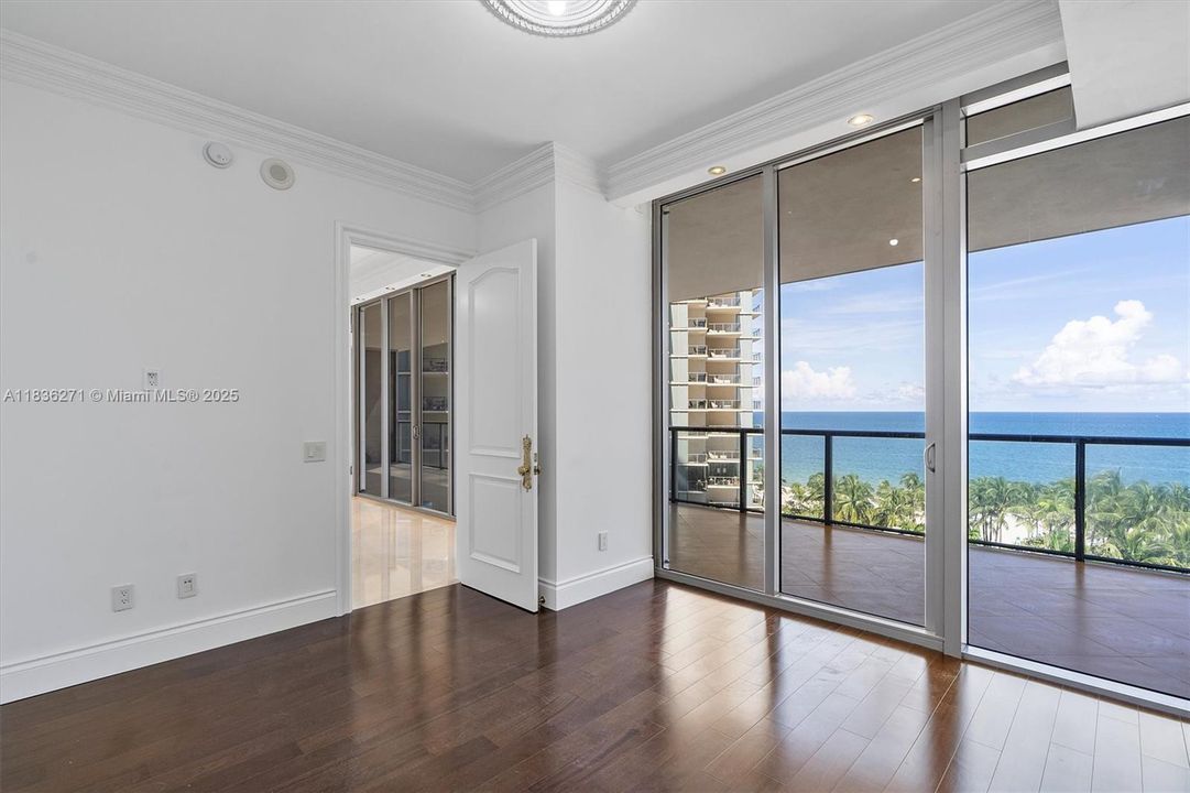 На продажу: $7,000,000 (3 спален, 3 ванн, 2839 Квадратных фут)