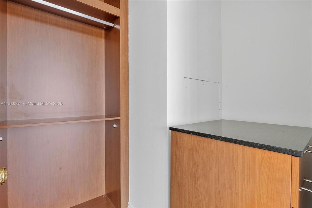 На продажу: $7,000,000 (3 спален, 3 ванн, 2839 Квадратных фут)