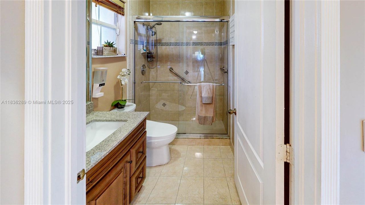 На продажу: $699,900 (4 спален, 2 ванн, 2279 Квадратных фут)