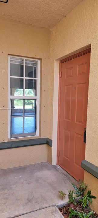 Недавно продано: $285,000 (1 спален, 1 ванн, 850 Квадратных фут)