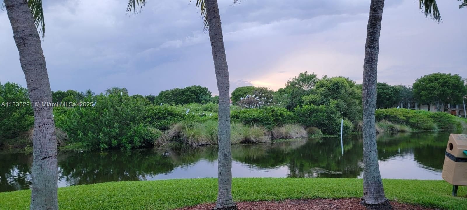 Недавно продано: $285,000 (1 спален, 1 ванн, 850 Квадратных фут)