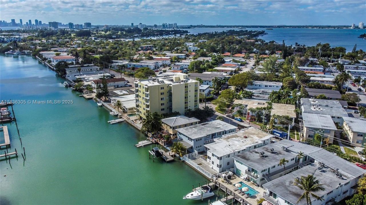 Недавно продано: $1,580,000 (0 спален, 0 ванн, 0 Квадратных фут)