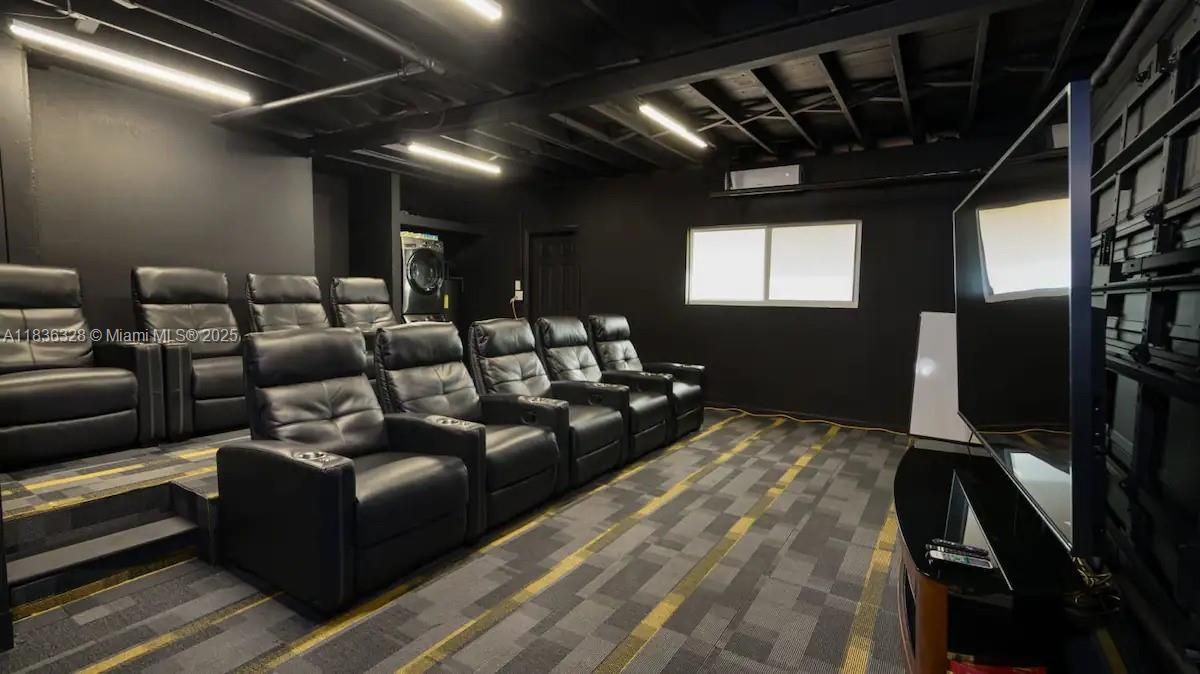En Venta: $1,475,000 (5 camas, 4 baños, 2145 Pies cuadrados)