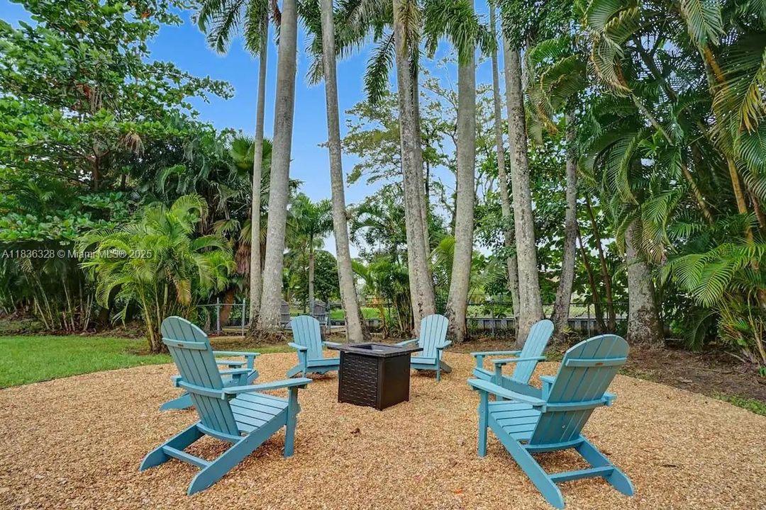 En Venta: $1,475,000 (5 camas, 4 baños, 2145 Pies cuadrados)