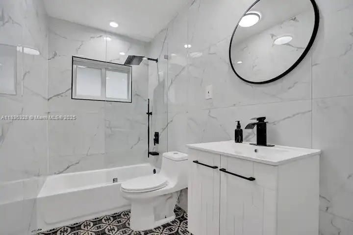 En Venta: $1,475,000 (5 camas, 4 baños, 2145 Pies cuadrados)