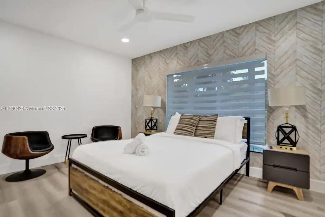 En Venta: $1,475,000 (5 camas, 4 baños, 2145 Pies cuadrados)