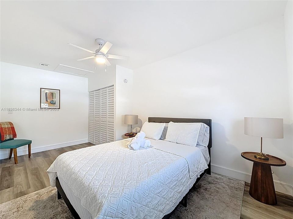 For Sale: $424,000 (3 beds, 2 baths, 1380 Square Feet)