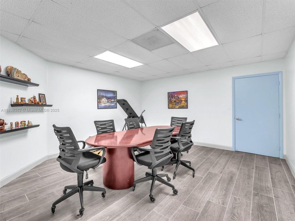 Recently Sold: $5,500,000 (0 beds, 0 baths, 0 Square Feet)