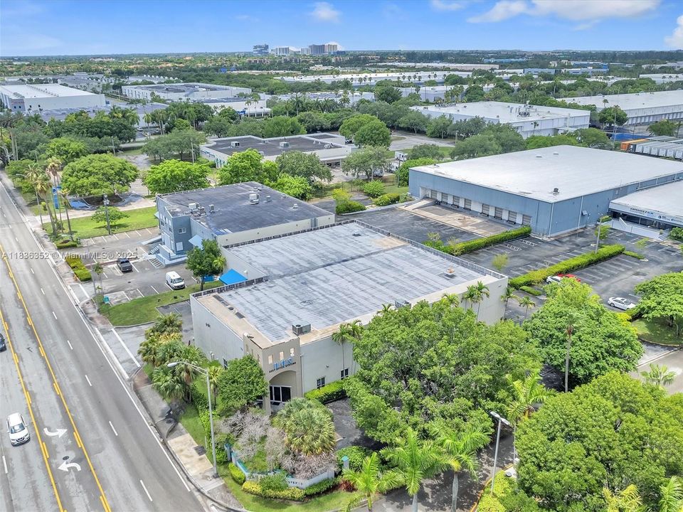 Recently Sold: $5,500,000 (0 beds, 0 baths, 0 Square Feet)