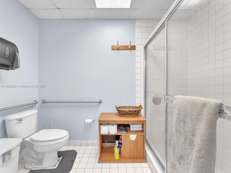 Recently Sold: $5,500,000 (0 beds, 0 baths, 0 Square Feet)