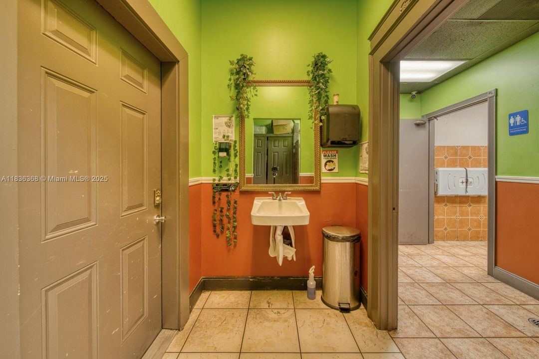 На продажу: $350,000 (0 спален, 0 ванн, 0 Квадратных фут)