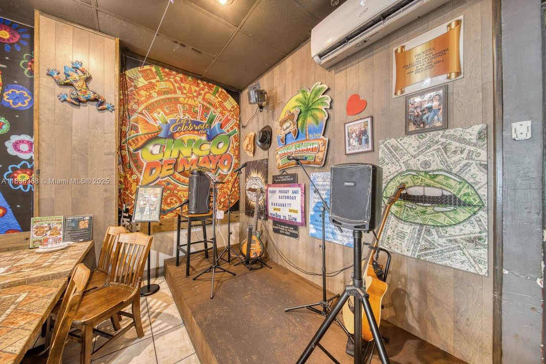 На продажу: $350,000 (0 спален, 0 ванн, 0 Квадратных фут)