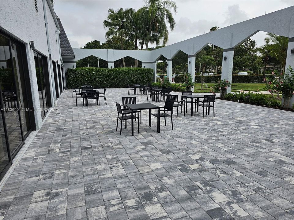 En Venta: $221,000 (2 camas, 2 baños, 1220 Pies cuadrados)