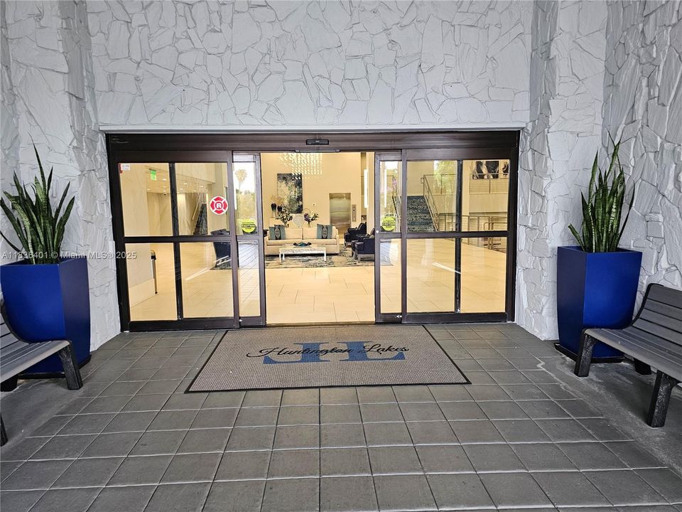 En Venta: $221,000 (2 camas, 2 baños, 1220 Pies cuadrados)