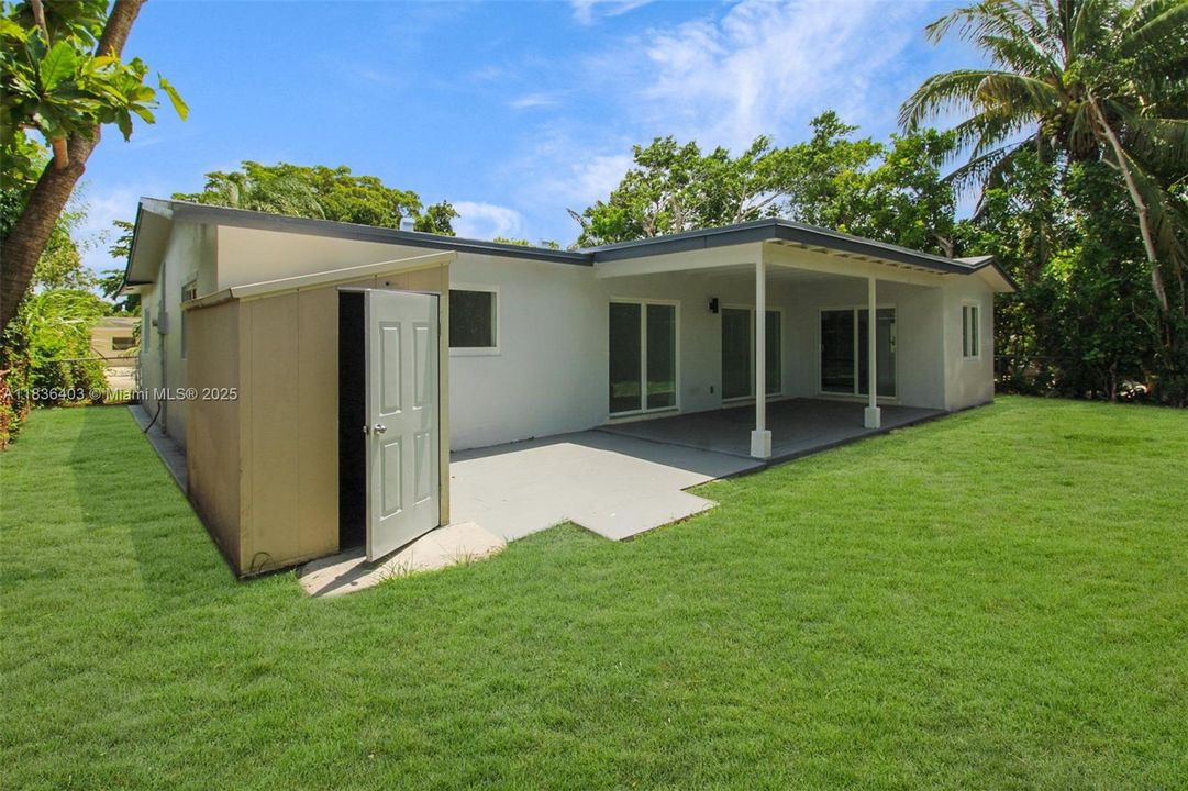 Vendido Recientemente: $480,000 (3 camas, 2 baños, 1497 Pies cuadrados)