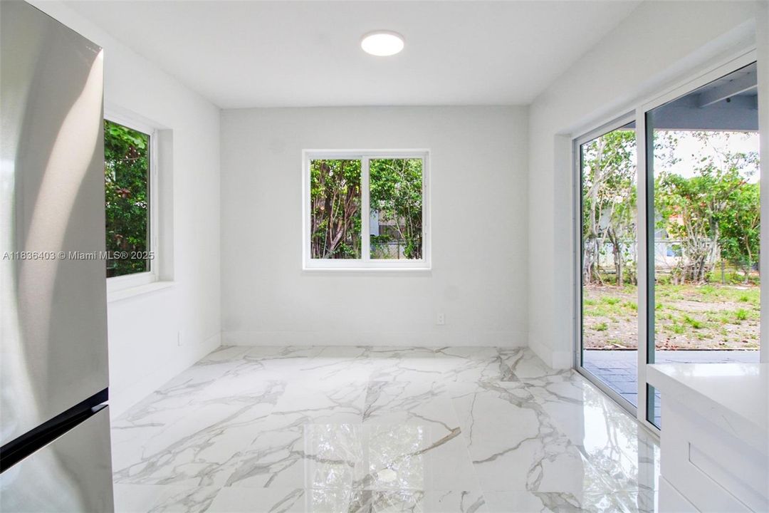 Vendido Recientemente: $480,000 (3 camas, 2 baños, 1497 Pies cuadrados)