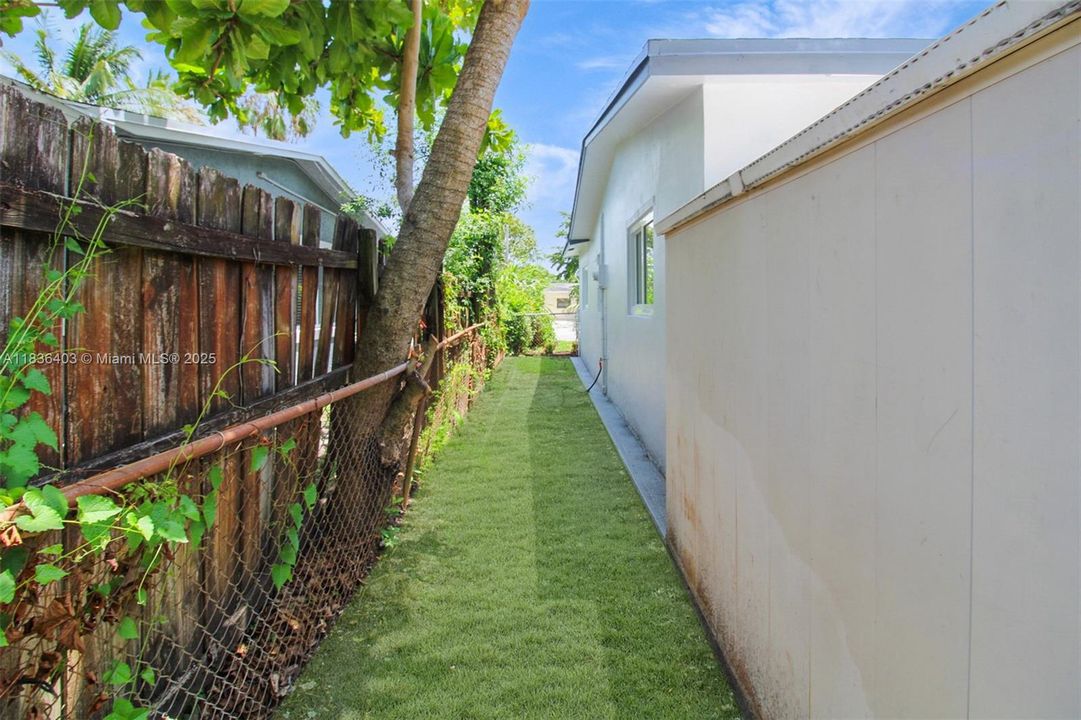 Vendido Recientemente: $480,000 (3 camas, 2 baños, 1497 Pies cuadrados)