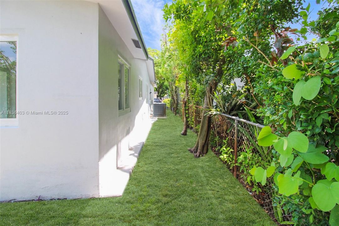 Vendido Recientemente: $480,000 (3 camas, 2 baños, 1497 Pies cuadrados)