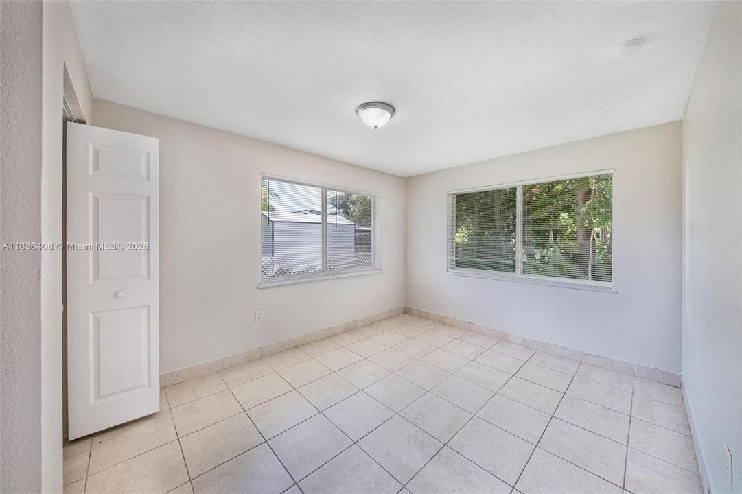 最近售出: $478,000 (4 贝兹, 3 浴室, 1492 平方英尺)