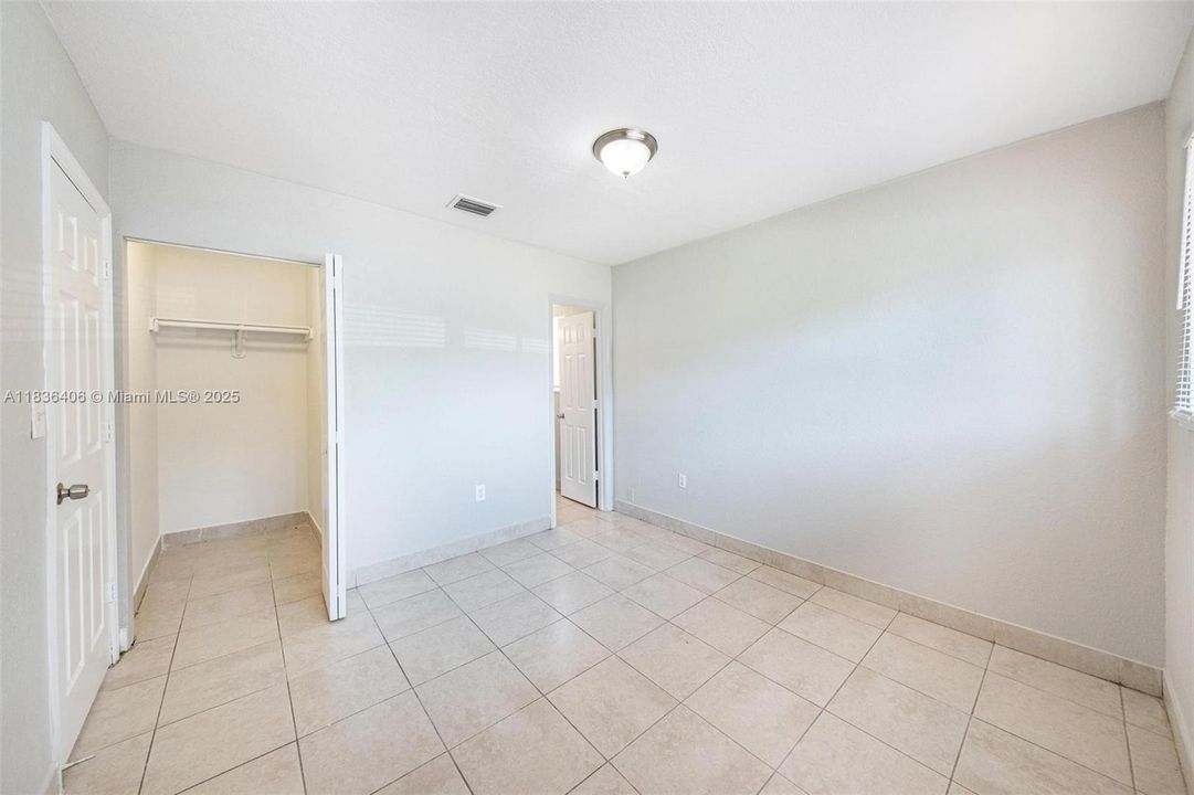 最近售出: $478,000 (4 贝兹, 3 浴室, 1492 平方英尺)