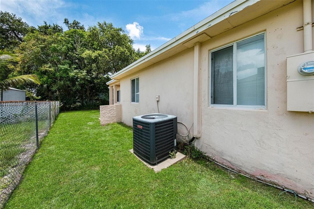 最近售出: $478,000 (4 贝兹, 3 浴室, 1492 平方英尺)