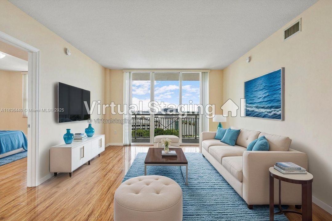 Vendido Recientemente: $389,000 (2 camas, 2 baños, 1175 Pies cuadrados)