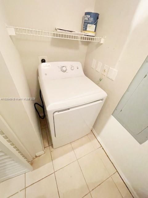 Recientemente alquilado: $1,850 (2 camas, 1 baños, 926 Pies cuadrados)