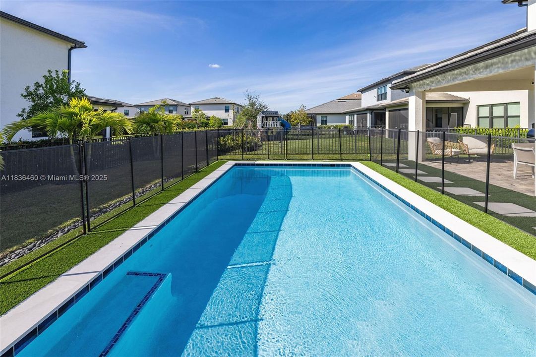 Recently Sold: $817,000 (4 beds, 3 baths, 2130 Square Feet)