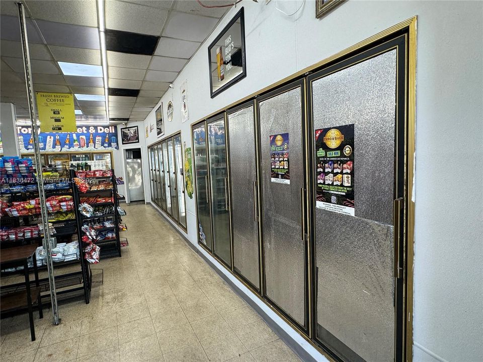 For Sale: $825,000 (0 beds, 0 baths, 0 Square Feet)