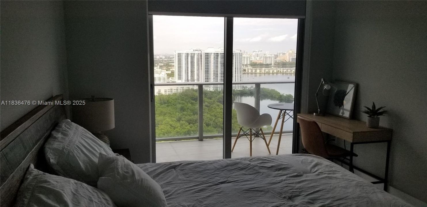 Recently Rented: $3,500 (1 beds, 2 baths, 937 Square Feet)