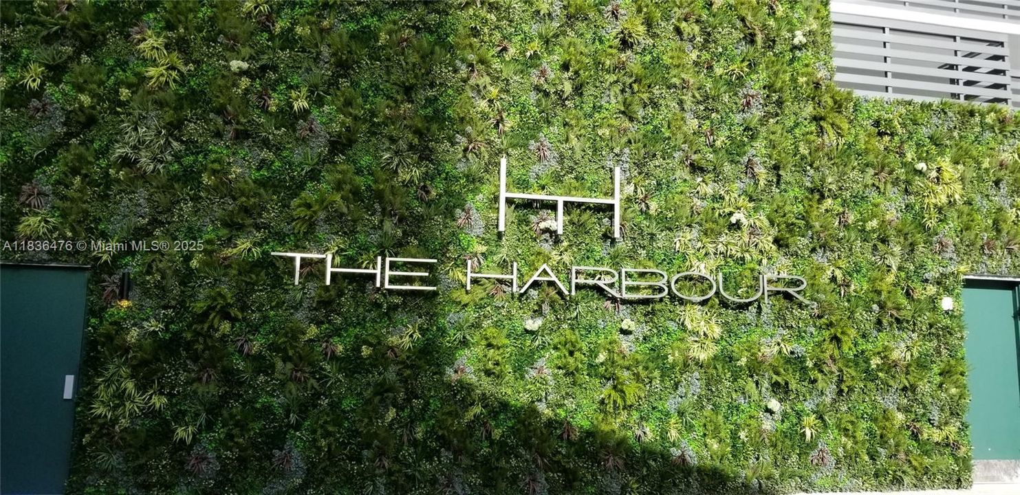 Recently Rented: $3,500 (1 beds, 2 baths, 937 Square Feet)