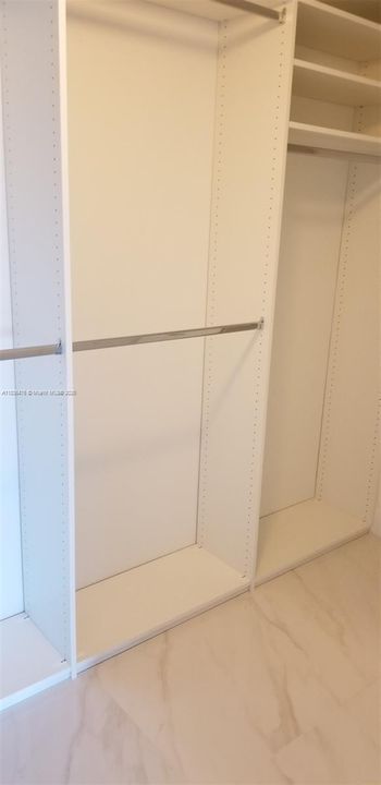 Recently Rented: $3,500 (1 beds, 2 baths, 937 Square Feet)