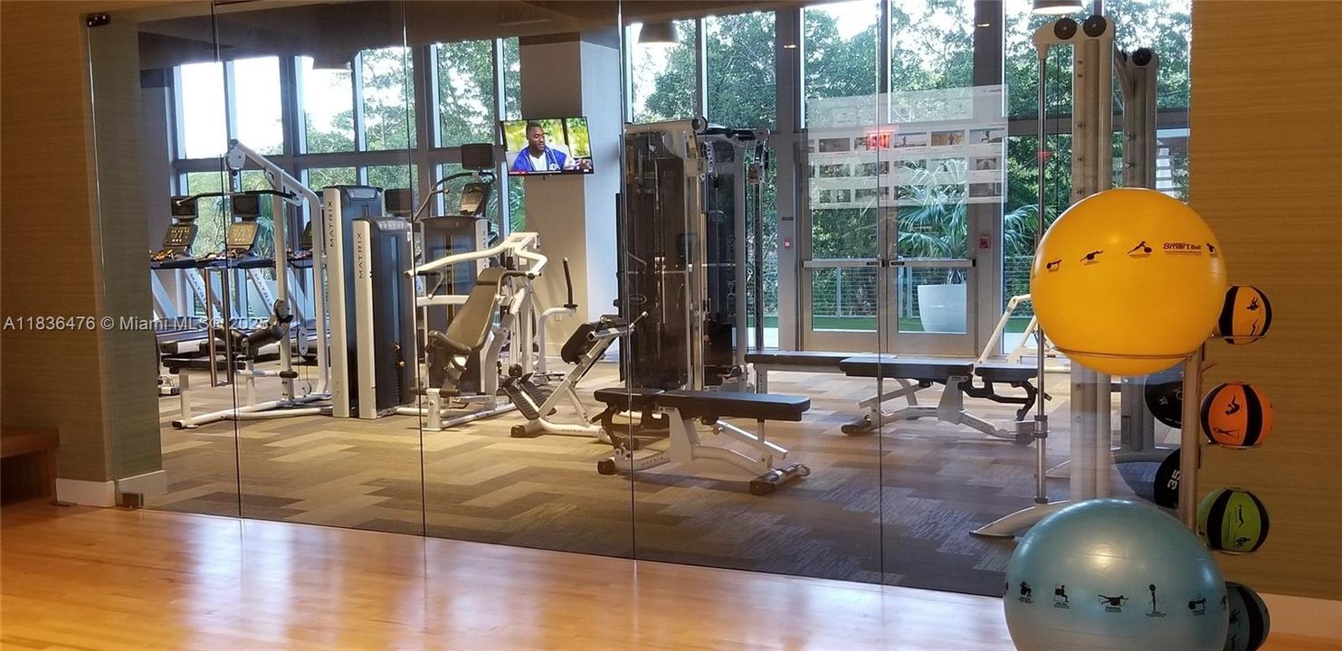 Recently Rented: $3,500 (1 beds, 2 baths, 937 Square Feet)