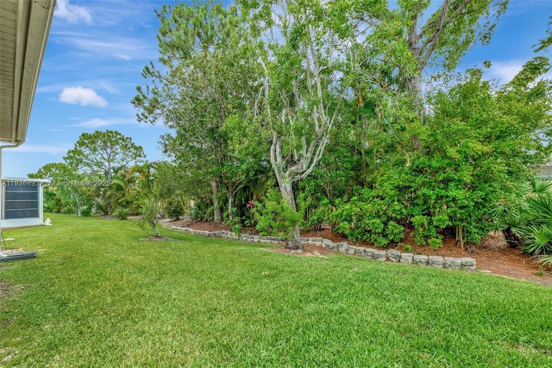 待售: $295,000 (2 贝兹, 2 浴室, 1573 平方英尺)