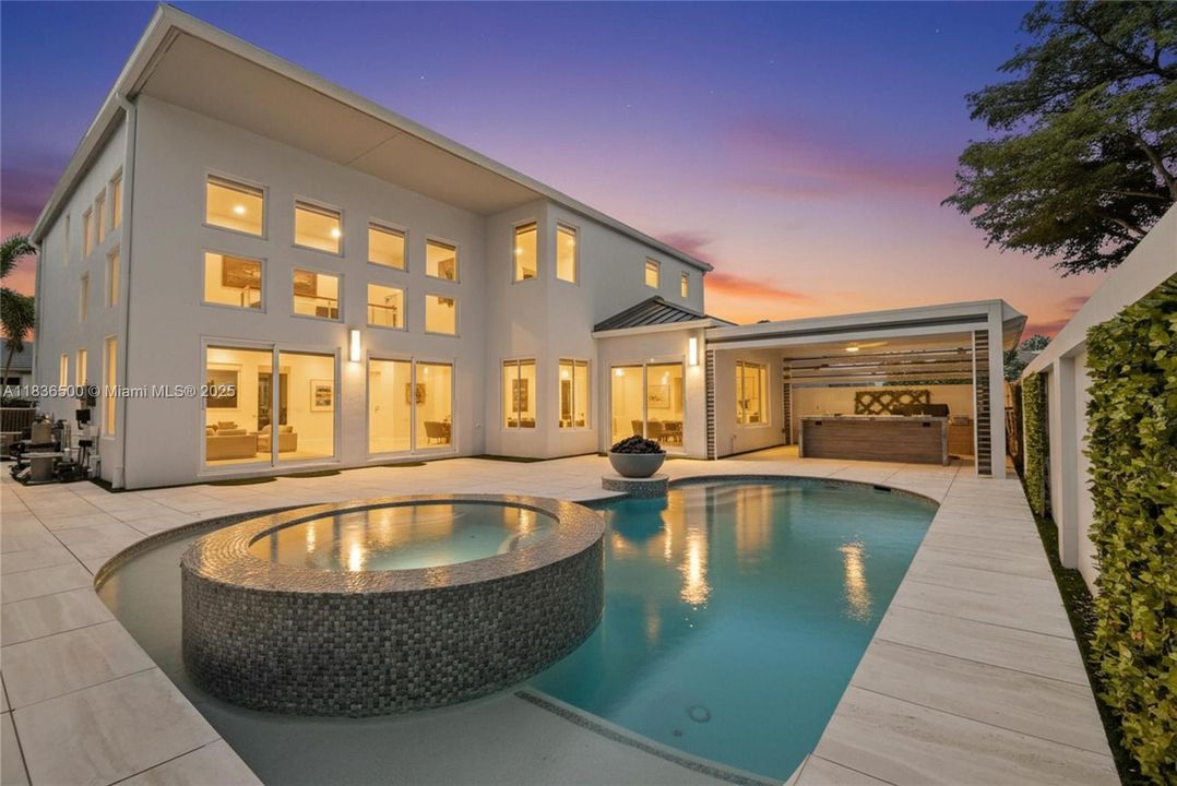 Active With Contract: $2,800,000 (4 beds, 4 baths, 3946 Square Feet)