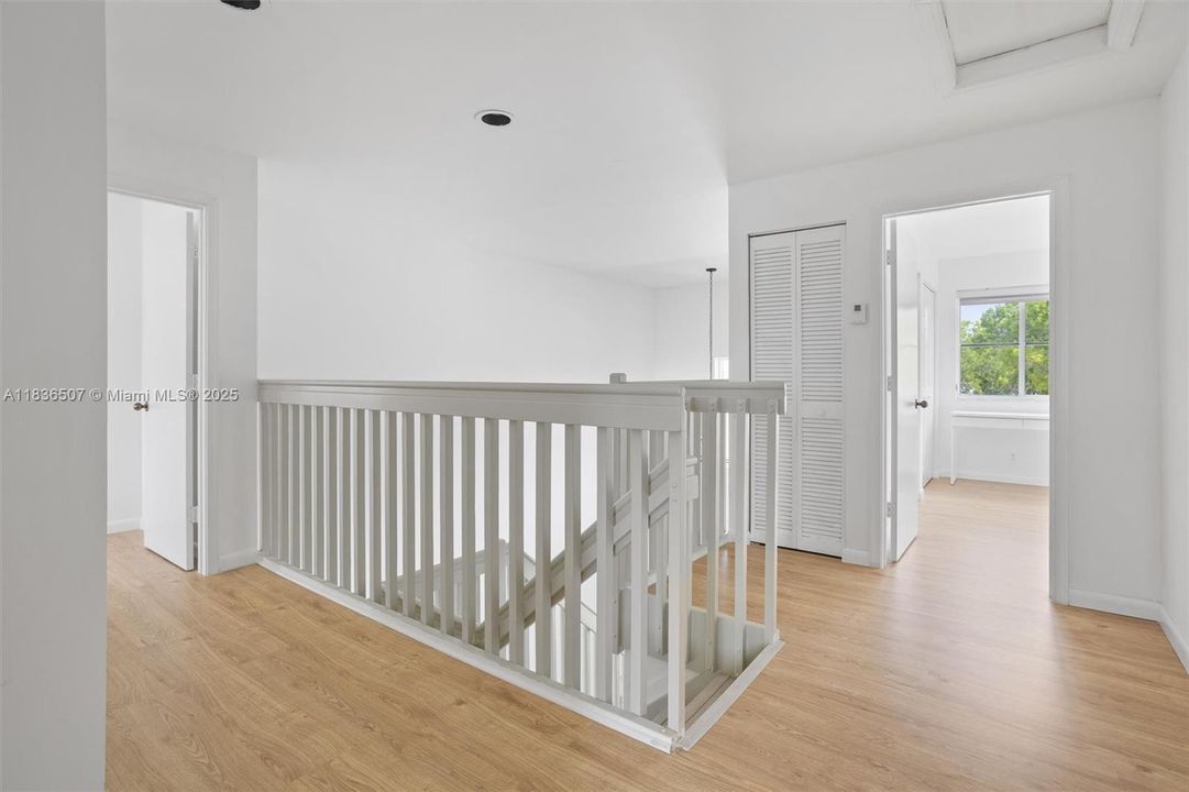 Active With Contract: $1,199,000 (5 beds, 4 baths, 2798 Square Feet)