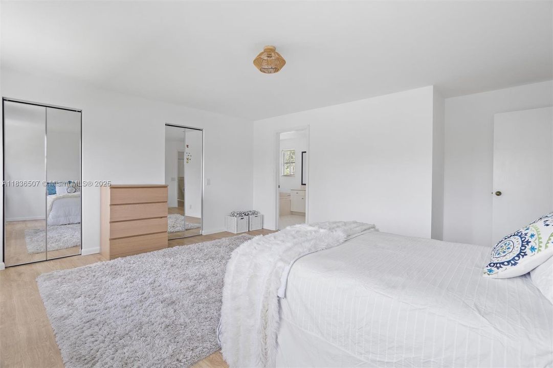 Active With Contract: $1,199,000 (5 beds, 4 baths, 2798 Square Feet)