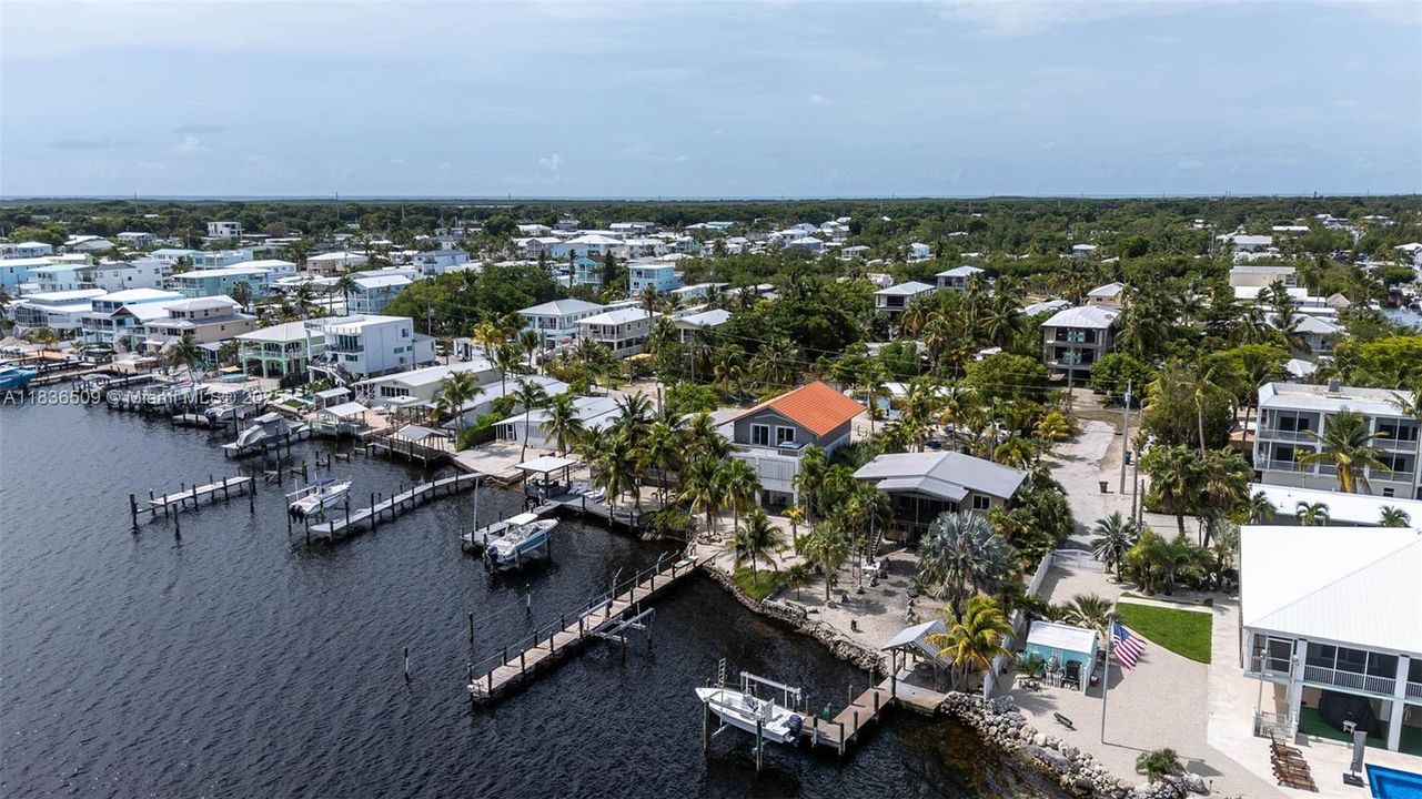 Недавно продано: $1,850,000 (3 спален, 2 ванн, 960 Квадратных фут)